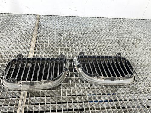 Grille BMW 1 (E87) 118 d | BP28353672C40 