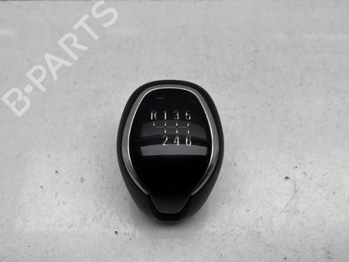 Used Gear lever OPEL CORSA F (P2JO) 1.2 (68) (101 hp) 19989502
