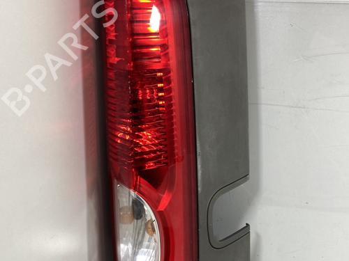 Used Right taillight NISSAN PRIMASTAR Van (X83) 2.0 dCi 115 (114 hp) 28100346