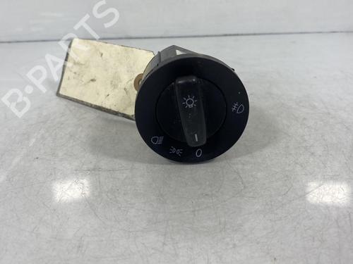 Used Headlight switch VW CADDY III Box Body/MPV (2KA, 2KH, 2CA, 2CH) [2004-2016]  19984944