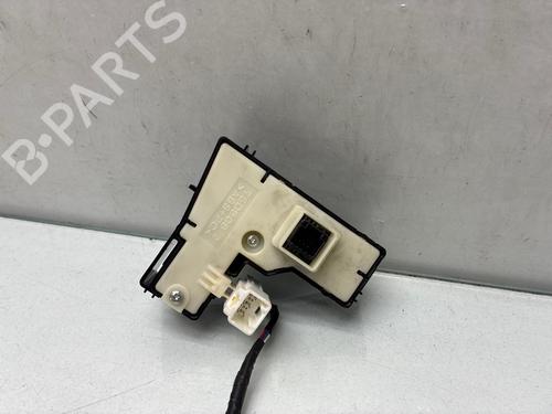 Warning switch TOYOTA PRIUS (_W3_) 1.8 Hybrid (ZVW30) | BP38256021I22 - Image 3