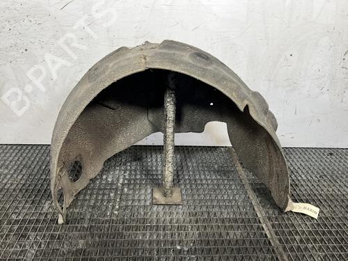 wheel-arch-renault-megane-iv-hatchback-b9amn_-2015-32855363 main image