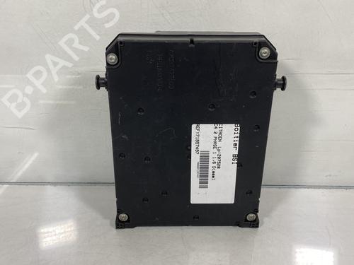 Used Fuse box CITROËN C4 II (NC_) 1.6 HDi 90 (92 hp) 20021721