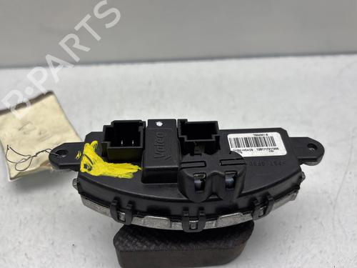 Used Heater resistor RENAULT KADJAR (HA_, HL_) 1.5 dCi 110 (HLA3) (110 hp) 28526140