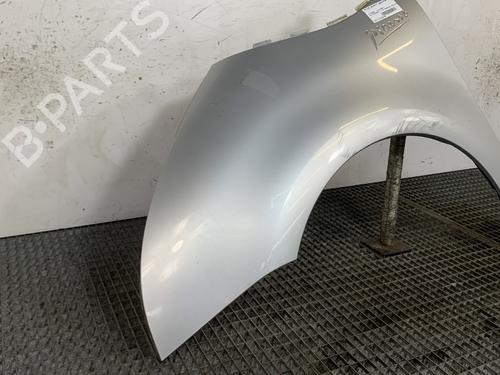 Used Left front fenders Left front fenders 33484334 33484334