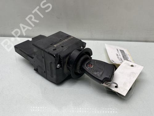 Used Card reader MERCEDES-BENZ VITO Bus (W639) 115 CDI (639.701, 639.703, 639.705) (150 hp) 30389310