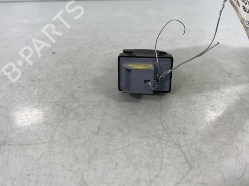 Interrupteur de vitre avant droite AUDI A4 B7 Avant (8ED) 1.9 TDI | BP20001949I26 