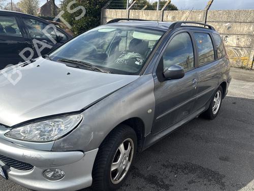 Left headlight PEUGEOT 206 SW (2E/K) 1.4 HDi | BP37498531C28 - Image 14