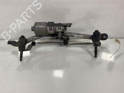 Used Front wiper motor RENAULT TWINGO II (CN0_) 1.5 dCi (CN0U) (84 hp) 19961825
