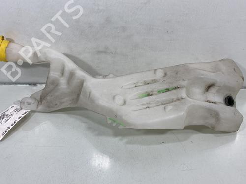 Used Windscreen washer tank RENAULT MEGANE IV Hatchback (B9A/M/N_) 1.2 TCe 130 (B9MR) (130 hp) 29465631