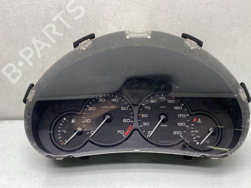 Compteur de vitesse PEUGEOT 206 Hatchback (2A/C) 1.4 i (75 hp) 28282348