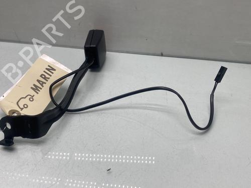 Seat buckle VW TOURAN (1T3) 1.6 TDI | BP32368132I32