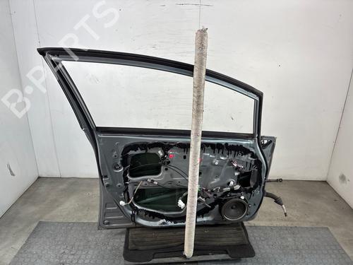 Used Left front door Left front door 37723425 37723425