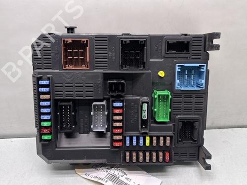Used Fuse box PEUGEOT 208 I (CA_, CC_) 1.6 HDi (92 hp) 30082682