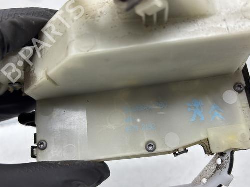 Rear right lock PEUGEOT 208 I (CA_, CC_) 1.2 VTI 82 | BP26952424C99