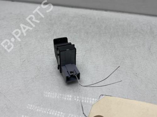 Used Right rear window switch VW POLO V (6R1, 6C1) 1.4 TDI (75 hp) 19969527