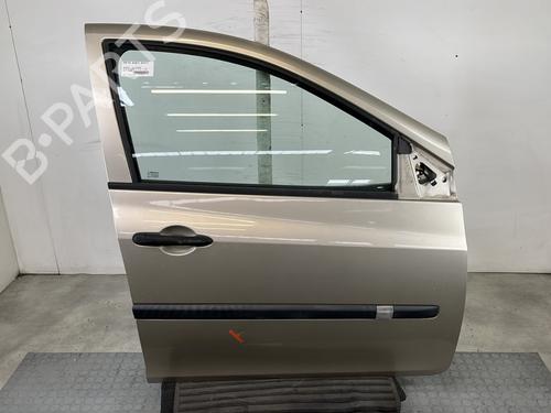 Used Right front door RENAULT CLIO III (BR0/1, CR0/1) 1.2 16V (BR02, BR0J, BR11, CR02, CR0J, CR11) (75 hp) 28824749