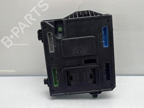 Used Fuse box Fuse box RENAULT MEGANE III Hatchback (BZ0/1_, B3_) 1.9 dCi (BZ0N, BZ0J) (131 hp) 19988468 19988468