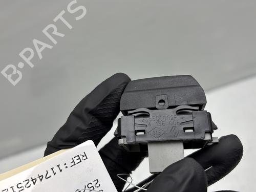 Used Switch Switch RENAULT SCÉNIC III (JZ0/1_) 1.2 TCe (116 hp) 31712422 31712422