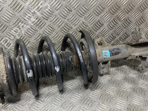 Used Left front shock absorber RENAULT LATITUDE (L70_) 2.0 dCi 150 (L70H) (150 hp) 31048991