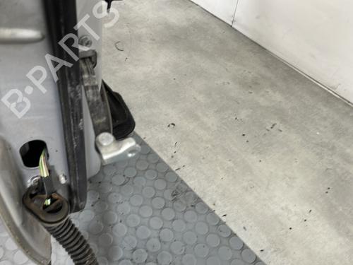 Dør høyre foran SUZUKI SWIFT III (MZ, EZ) 1.3 (RS413, ZC11S) | BP30323232C3