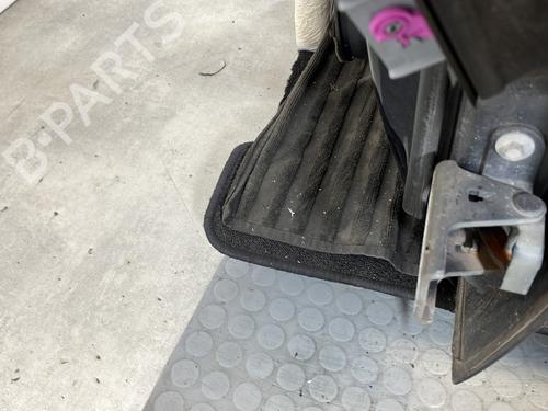 left-front-door-opel-insignia-a-g09-2008-2009-2010-2011-2012-2013-2014-2015-2016-2017-30706020 main image