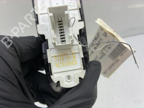 Used Left front window switch Left front window switch PEUGEOT 308 II (LB_, LP_, LW_, LH_, L3_) 1.6 HDi (92 hp) 40170721 40170721