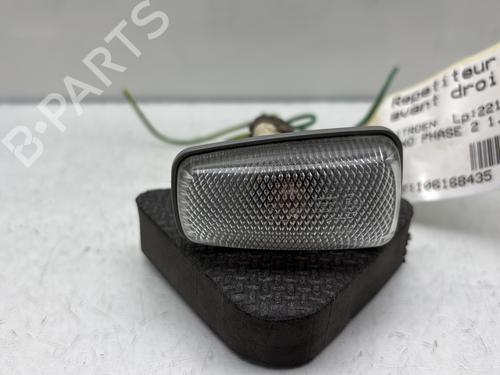 Used Right front indicator CITROËN SAXO (S0, S1) 1.5 D (58 hp) 26507052