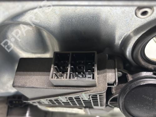 Rudehejsemekanisme Højre foran VW POLO IV (9N_, 9A_) 1.4 TDI | BP29507661C23 