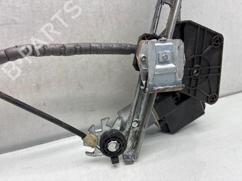 Rudehejsemekanisme ventre foran Rudehejsemekanisme ventre foran VW POLO V (6R1, 6C1) 1.6 TDI (90 hp) 37075739 37075739