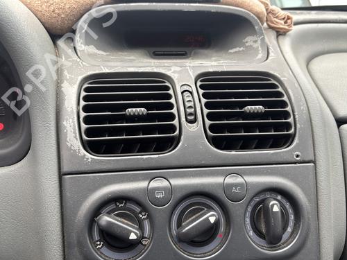 Left front fenders RENAULT LAGUNA I Grandtour (K56_) 1.6 16V (K568) | BP30389293C41