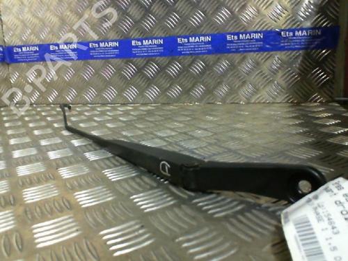 Used Front windshield wiper arm NISSAN MICRA III (K12) 1.5 dCi (65 hp) 20020524