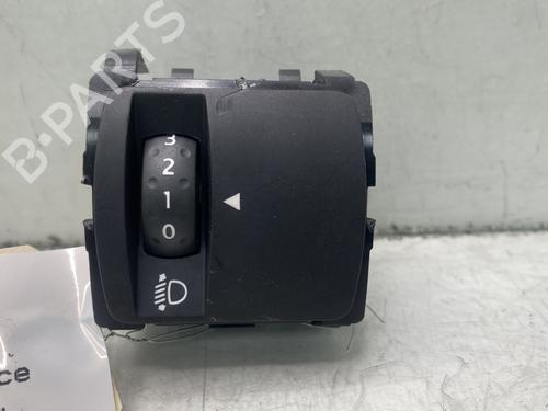 Used Headlight switch Headlight switch RENAULT TWINGO III (BCM_, BCA_) 0.9 TCe 95 (92 hp) 33014944 33014944