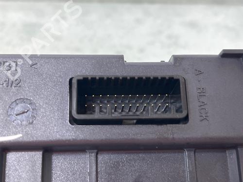 Card reader RENAULT CAPTUR I (J5_, H5_) 0.9 TCe 90 | BP36248912E4 - Image 3