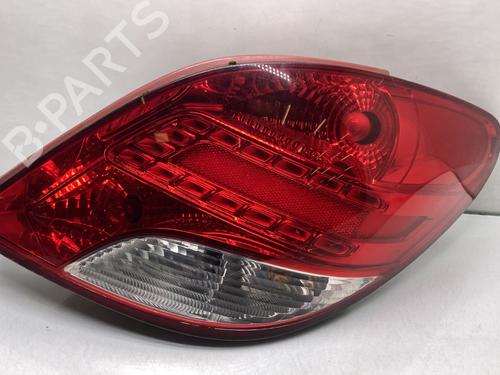 Feu arrière droit PEUGEOT 207 (WA_, WC_) 1.6 HDi (90 hp) 29897596