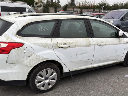 Rear parcel shelf FORD FOCUS III Turnier 1.6 TDCi | BP31590774C85 - Image 14