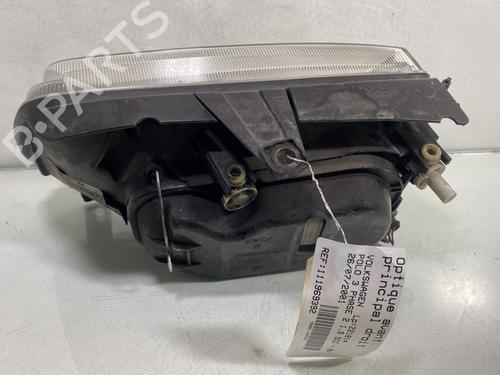 Right headlight VW POLO (6N2) 1.9 SDI | BP29371877C29 