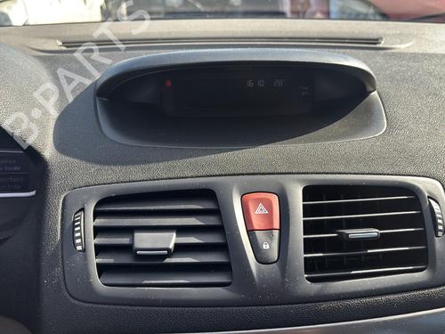 Błotnik przedni prawy RENAULT MEGANE III Hatchback (BZ0/1_, B3_) 1.5 dCi (BZ09, BZ0D, BZ1W, BZ29, BZ14) | BP30593219C42 