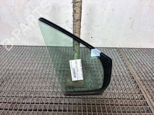 front-right-quarter-glass-renault-modus-grand-modus-fjp0_-2004-36364440 main image