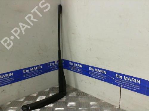 Used Front windshield wiper arm DACIA SANDERO II TCe 90 (B8M1, B8MA, B8AC) (90 hp) 19987431