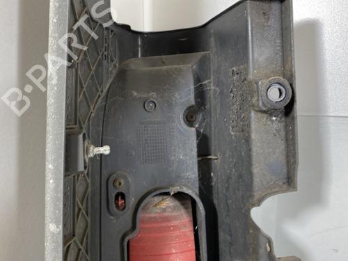 Right taillight NISSAN PRIMASTAR Van (X83) 2.0 dCi 115 | BP28100346C35 