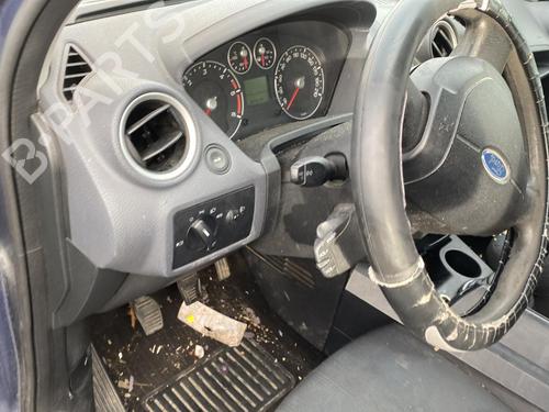 Right headlight FORD FIESTA V (JH_, JD_) 1.6 TDCi | BP22966635C29 