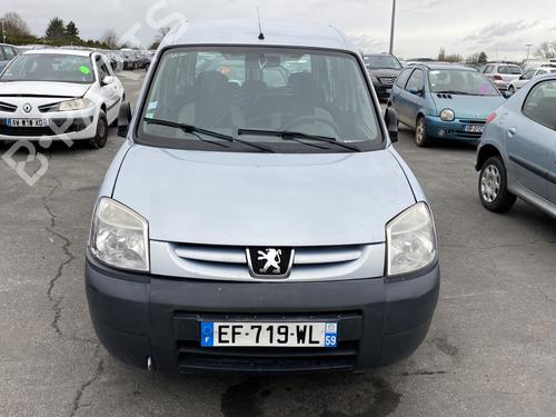 Fuse box PEUGEOT PARTNER MPV (5_, G_) 1.6 HDi 75 | BP26743175E1 - Image 26