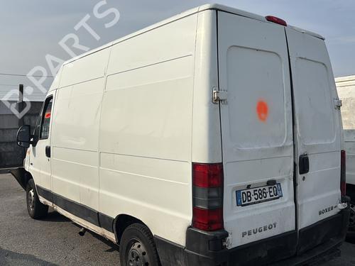 Front right quarter glass PEUGEOT BOXER Van (244) 2.2 HDi | BP30328224C112