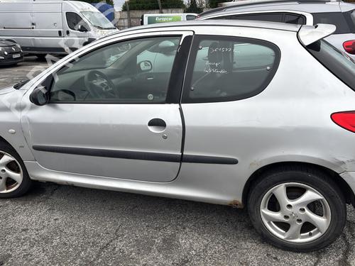 Steering column stalk PEUGEOT 206 Hatchback (2A/C) 2.0 HDI 90 | BP32063325I23 