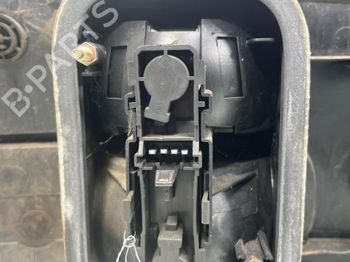 Used Rear center light Rear center light RENAULT LAGUNA I (B56_, 556_) 1.8 (B56Z) (94 hp) 36053022 36053022