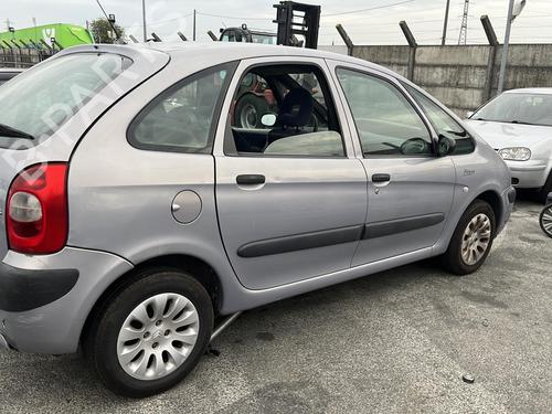 Grille CITROËN XSARA PICASSO (N68) 2.0 HDi | BP19976192C40 