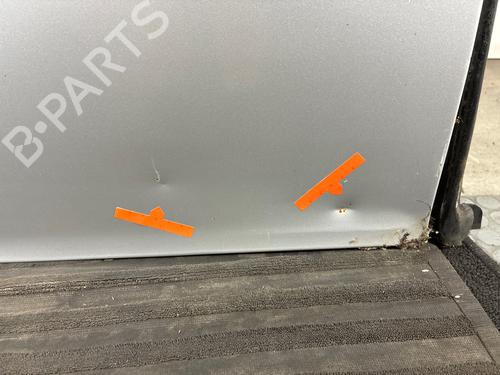 Used Left tailgate Left tailgate 38052001 38052001