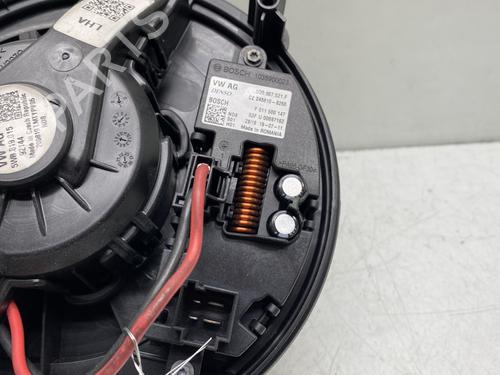 Used Heater blower motor Heater blower motor SKODA OCTAVIA III (5E3, NL3, NR3) 1.5 TSI (150 hp) 29886846 29886846