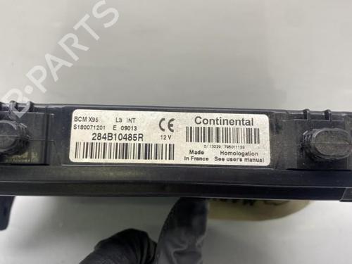 Used Fuse box Fuse box RENAULT MEGANE III Hatchback (BZ0/1_, B3_) 1.5 dCi (106 hp) 19966297 19966297